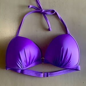 Gorgeous purple VENUS bikini top NWOT DD